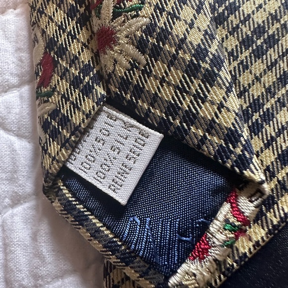 Tie silk - Picture 3 of 7